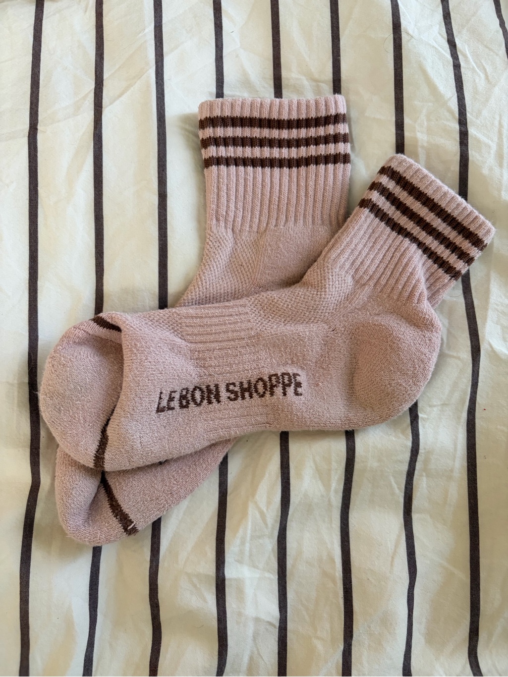 Le Bon Shoppe Girlfriend Socks In Bellini — image 2 of 3